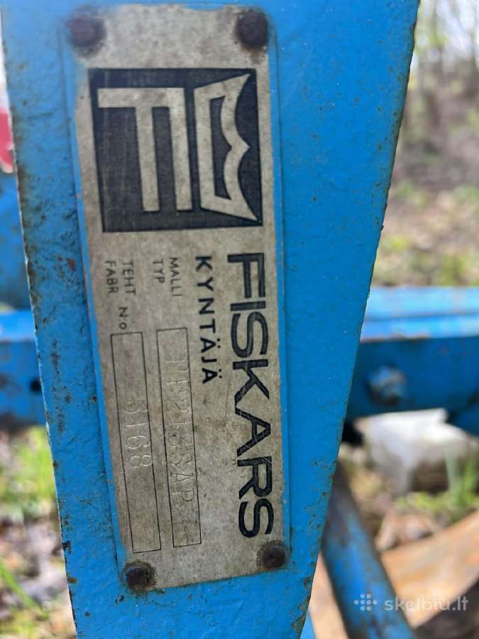 2 vagų plūgas Fiskars ir kultivatorius - nuotraukos Nr. 3