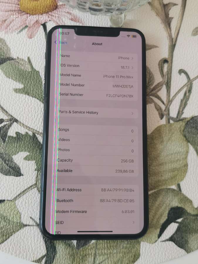 iPhone 11 pro max 256gb su defektais