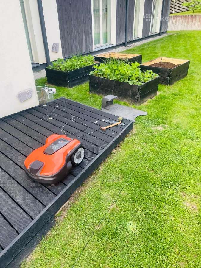 Vejos robotas Husqvarna 305