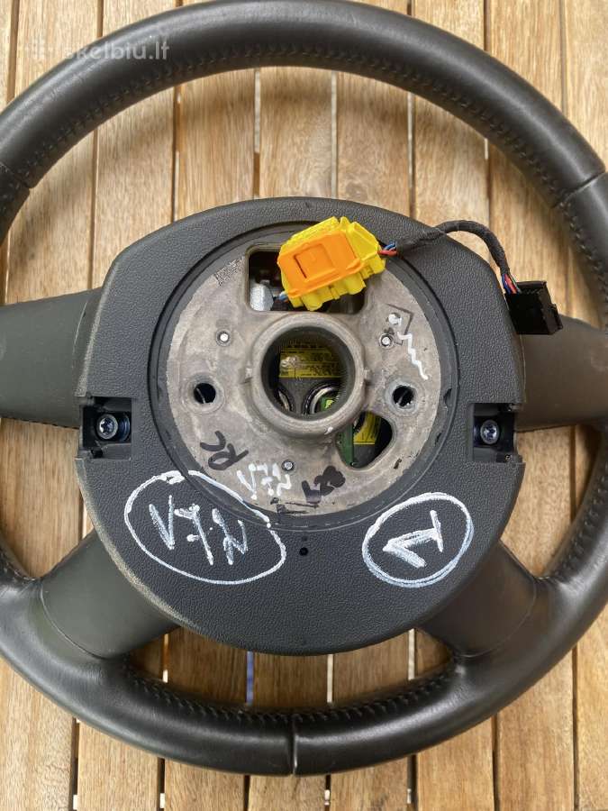 Audi vairas su mygtukais - nuotraukos Nr. 4
