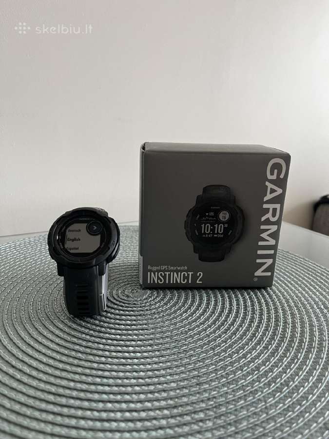 Parduodamas išmanus laikrodis Garmin Instinct 2