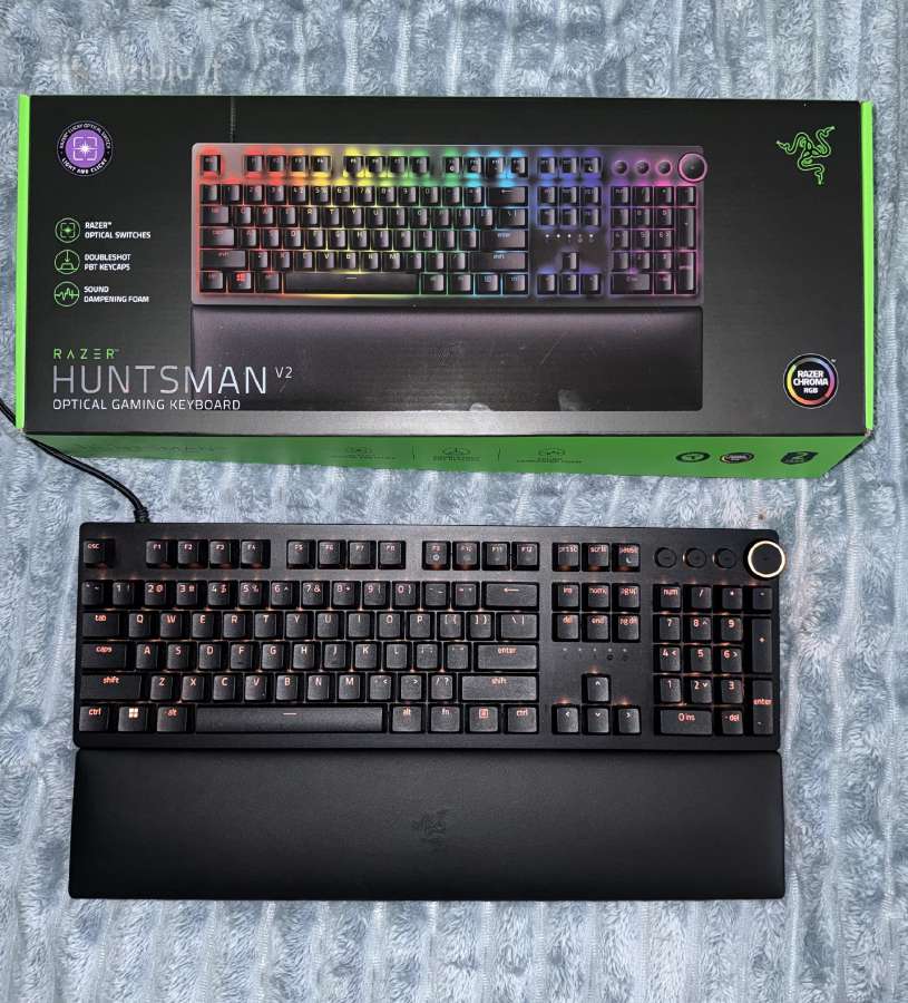 Parduodu Klaviatūra žaidimams Razer Huntsman V2 R