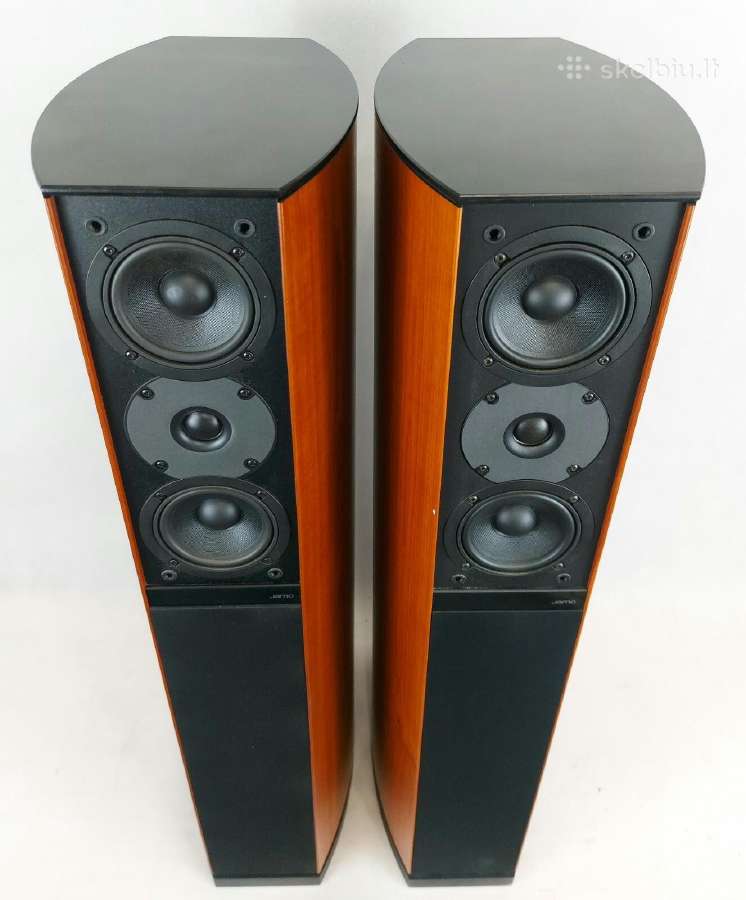 Jamo D570 Floor Standing Speakers. Made in Denmark