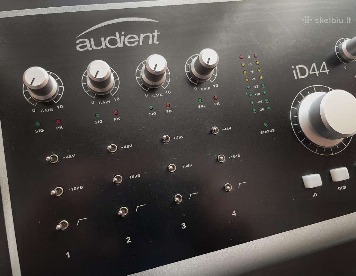 Audient id44 mk1 - garso korta