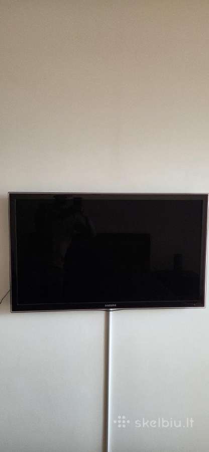 Samsung LCD TV 40 col