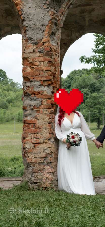 Parduodama vestuvinė suknelė