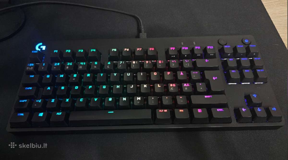 Klaviatūros ( Logitech , Hyperx , Steelseries )