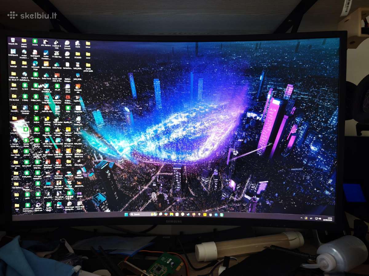 32" Samsung C32hg70 Qled 144hz