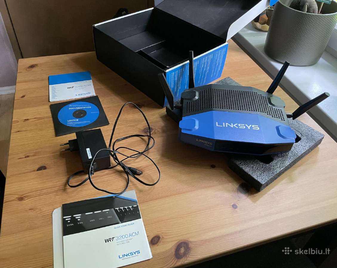 Linksys Wrt 3200 Acm router maršrutizatorius - nuotraukos Nr. 12