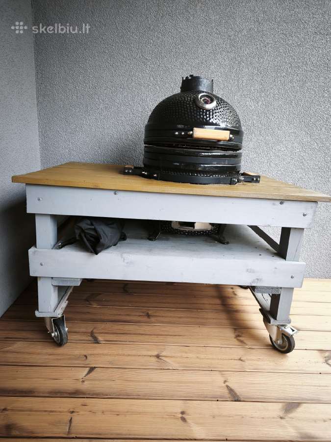 Kamado bono Minimo su stalu - nuotraukos Nr. 2