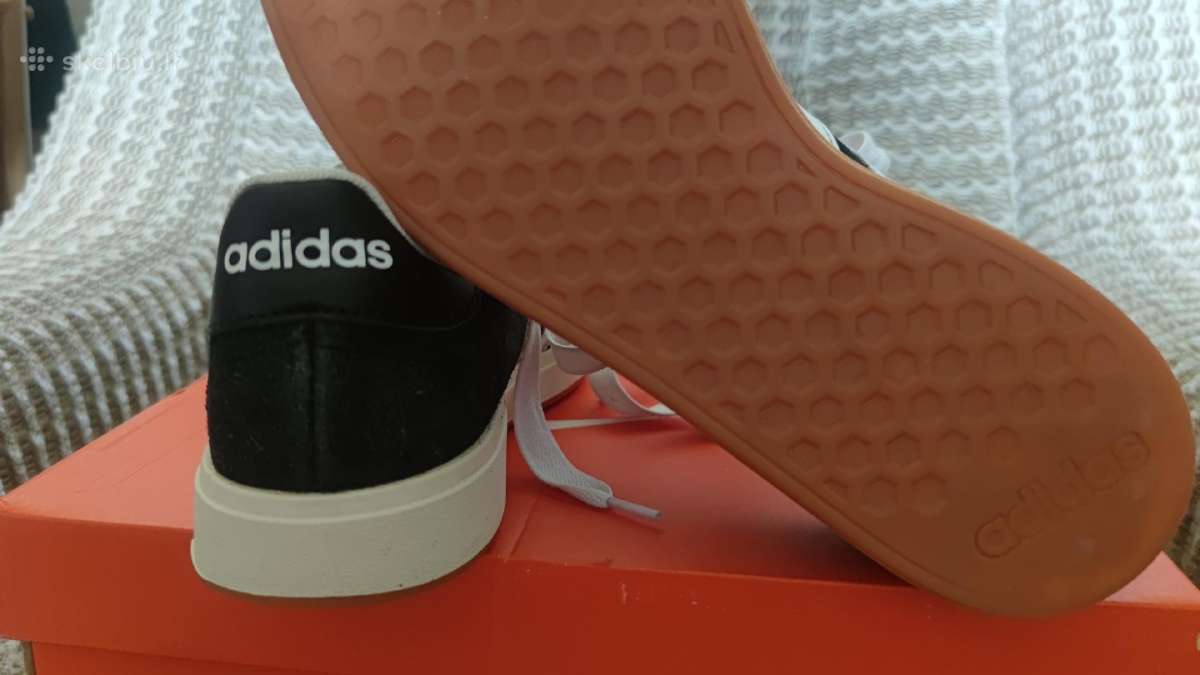 Adidas Kedai - nuotraukos Nr. 4