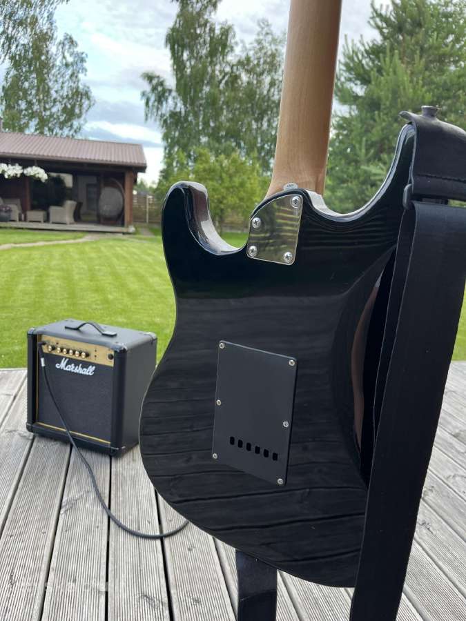 Elektrinė gitara stagg su marshall garso kubu - nuotraukos Nr. 3