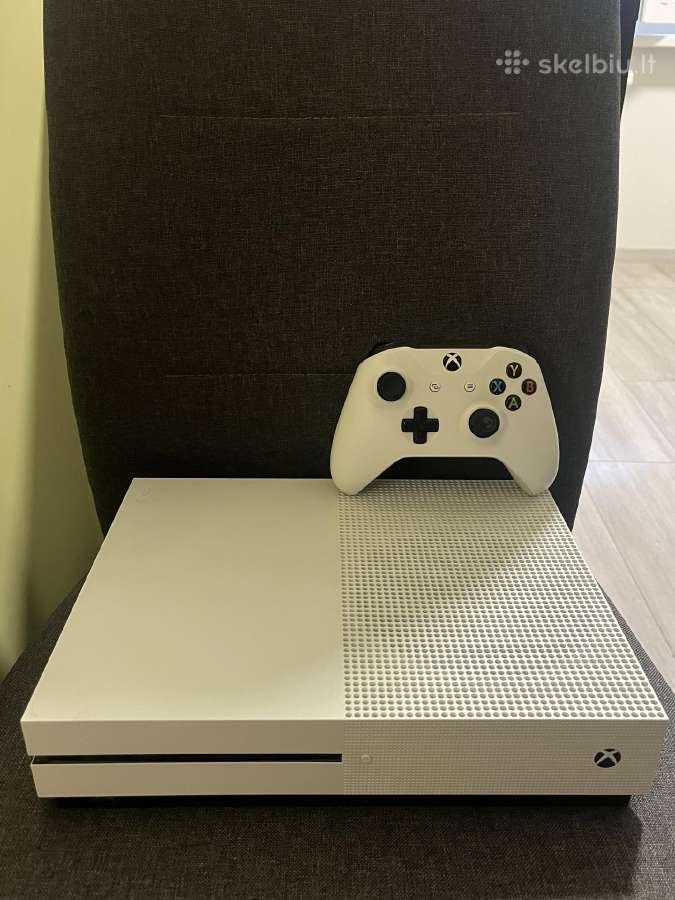 Parduodu Xbox One S