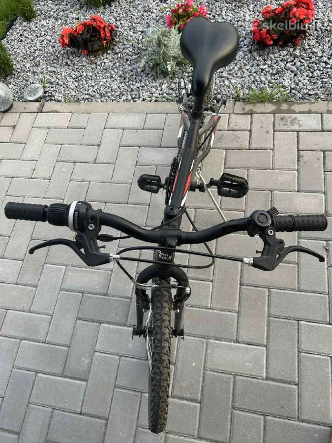 Beveik naujas max 20km pravaziuota, stovi dulkes r