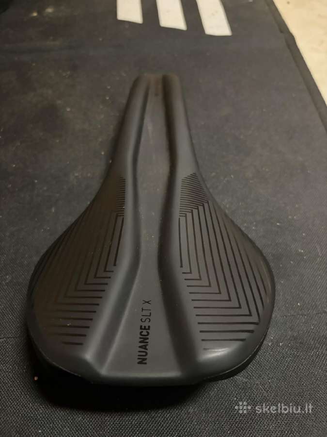 Acid Nuance Slt X Carbon saddle
