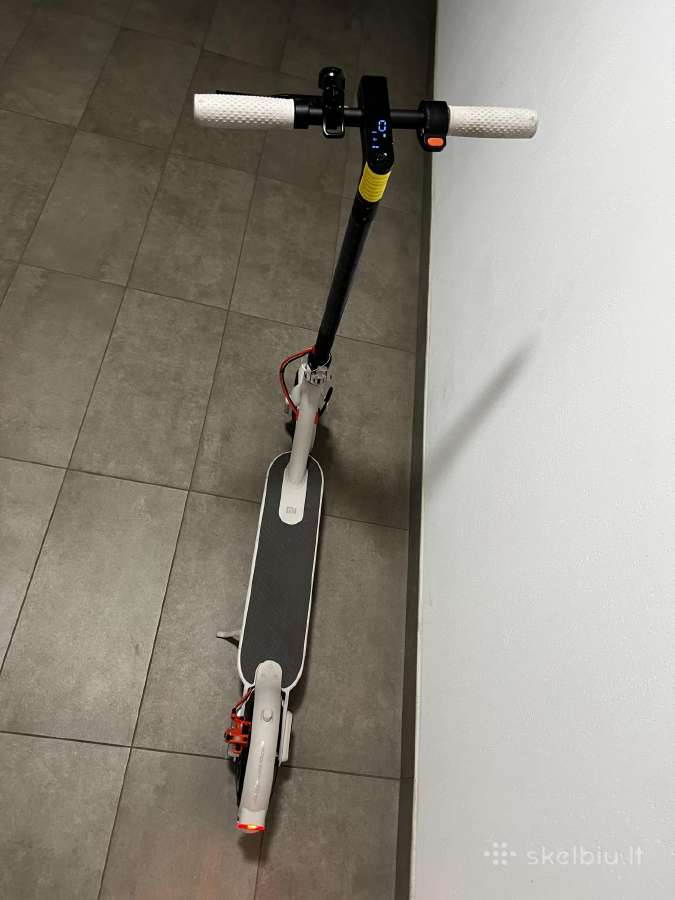 Xiaomi Mi Electric Scooter 3