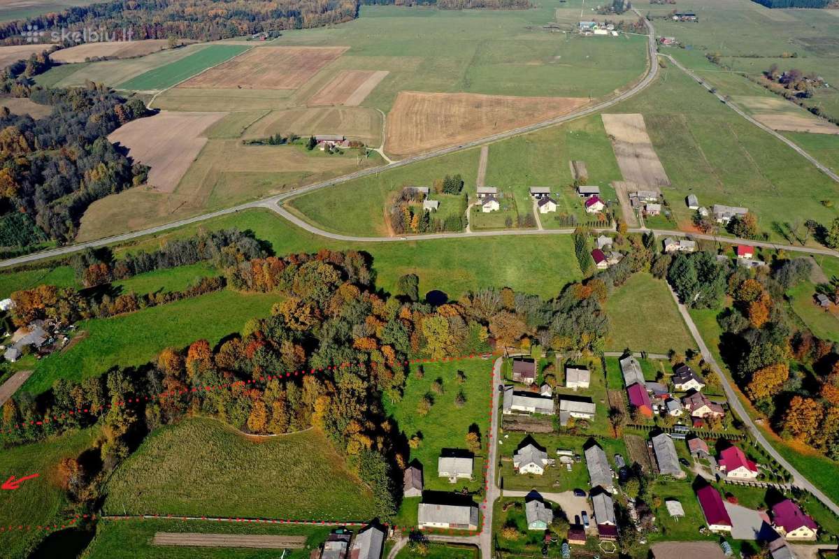 Parduodama 2,8ha sodyba su mišku ir dalimi upelio