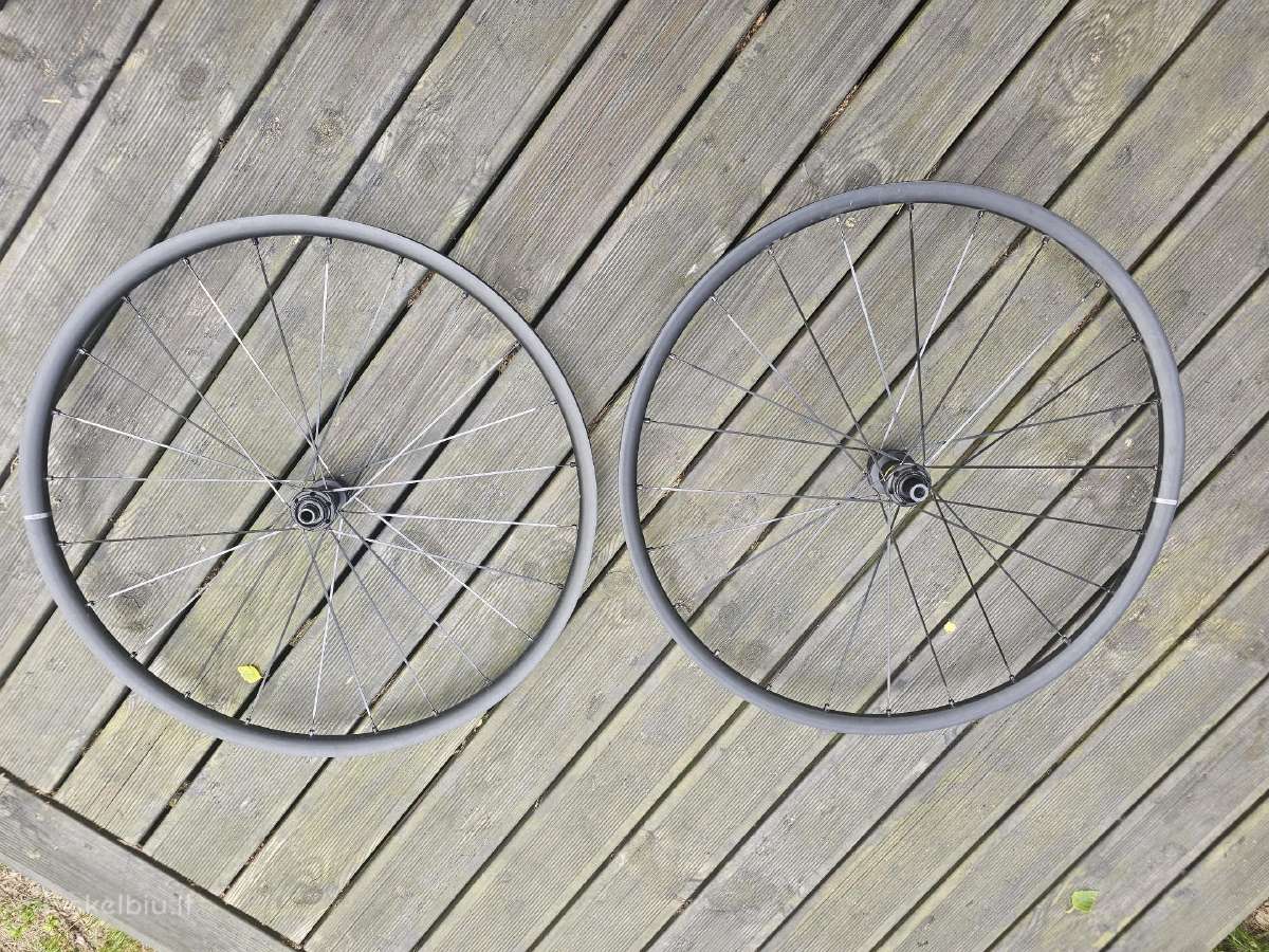 Mavic Allroad S gravel ratai