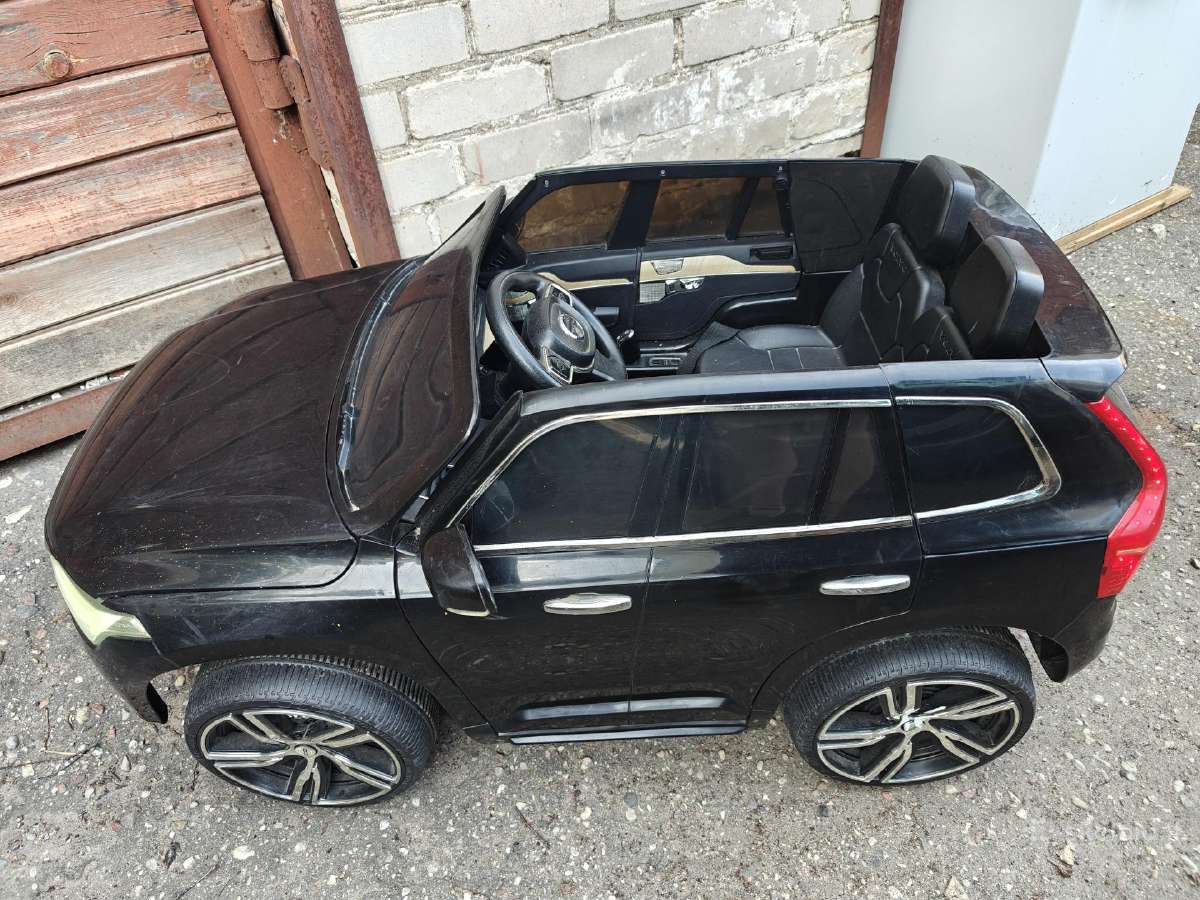 Vaikiška elektrinė mašinėlė Volvo Xc90 - nuotraukos Nr. 6