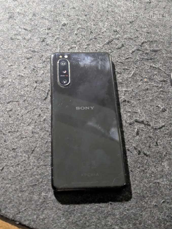 Sony Xperia 5 II telefonas