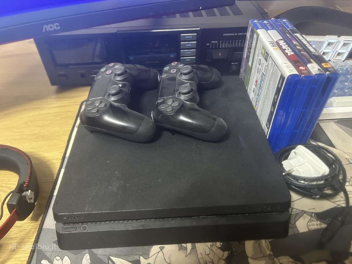 Ps4 su 2 pultais ir 5 žaidimais - nuotraukos Nr. 2