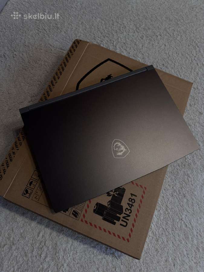 Msi thin a15 b7uc 15.6 kompiuteris.