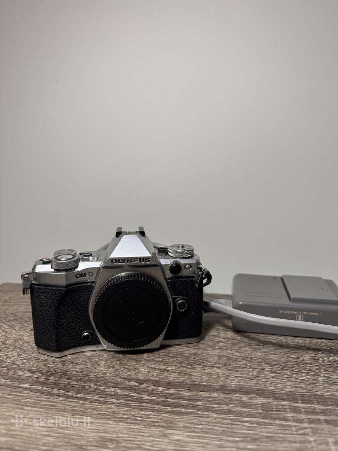 Olympus om d em5 mark II