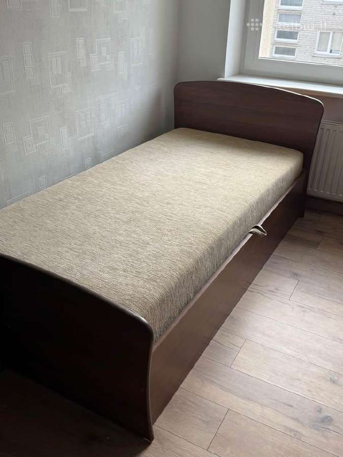 Viengulė lova 90x200