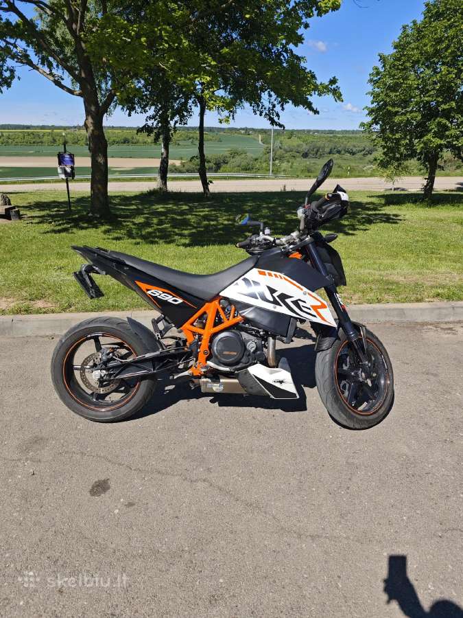 KTM Duke 690r