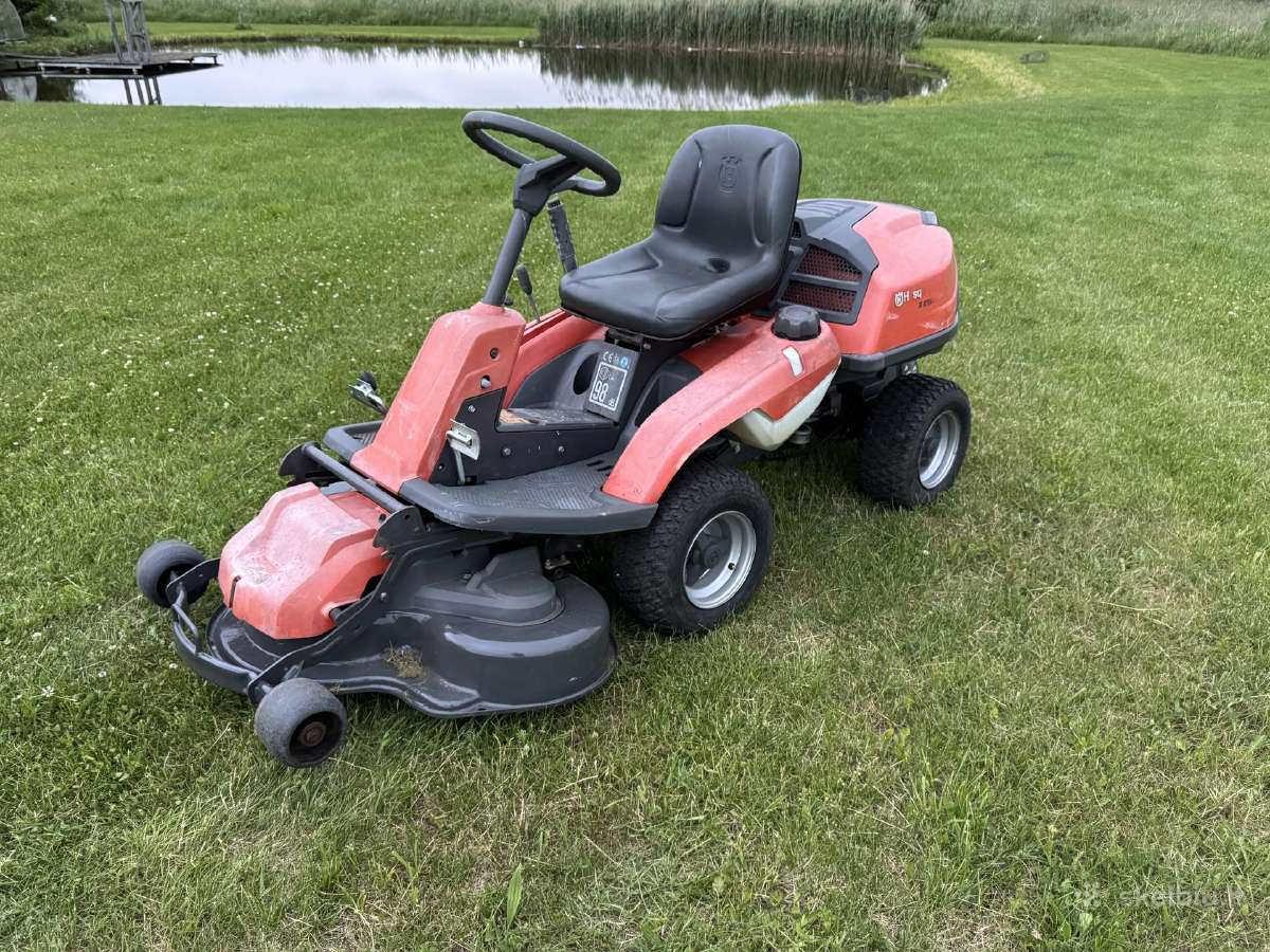 Husqvarna R215tx Rideris