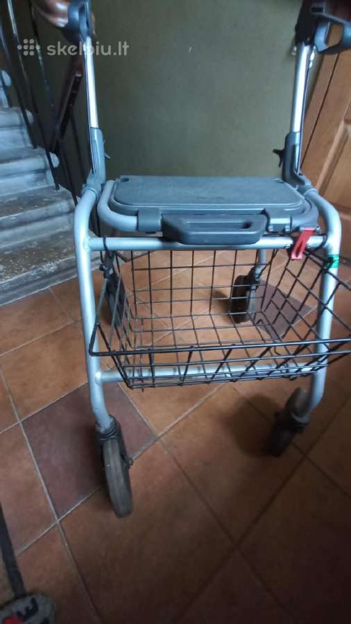 Parduodu naudotą vaikštynę.
