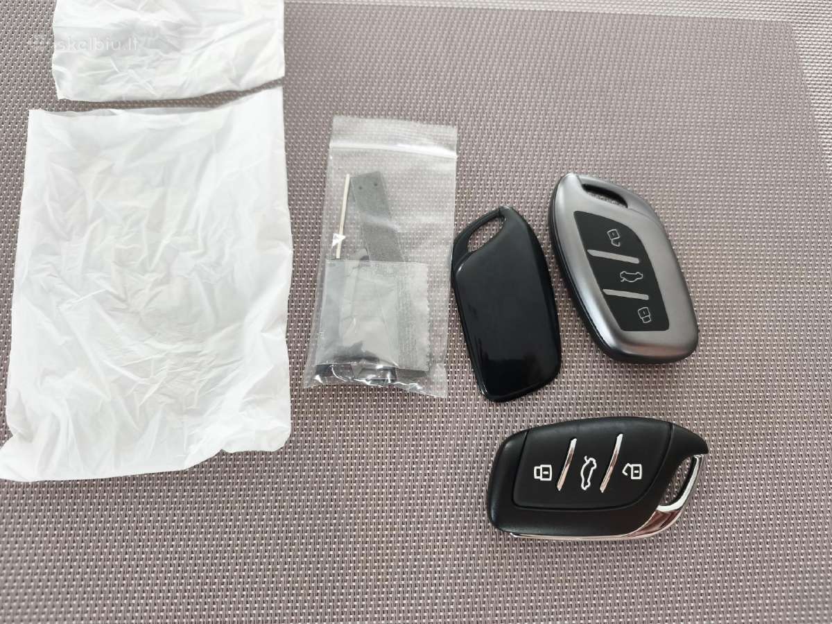 Parduodu 2vnt naujus Mg automobiliu rakto deklus
