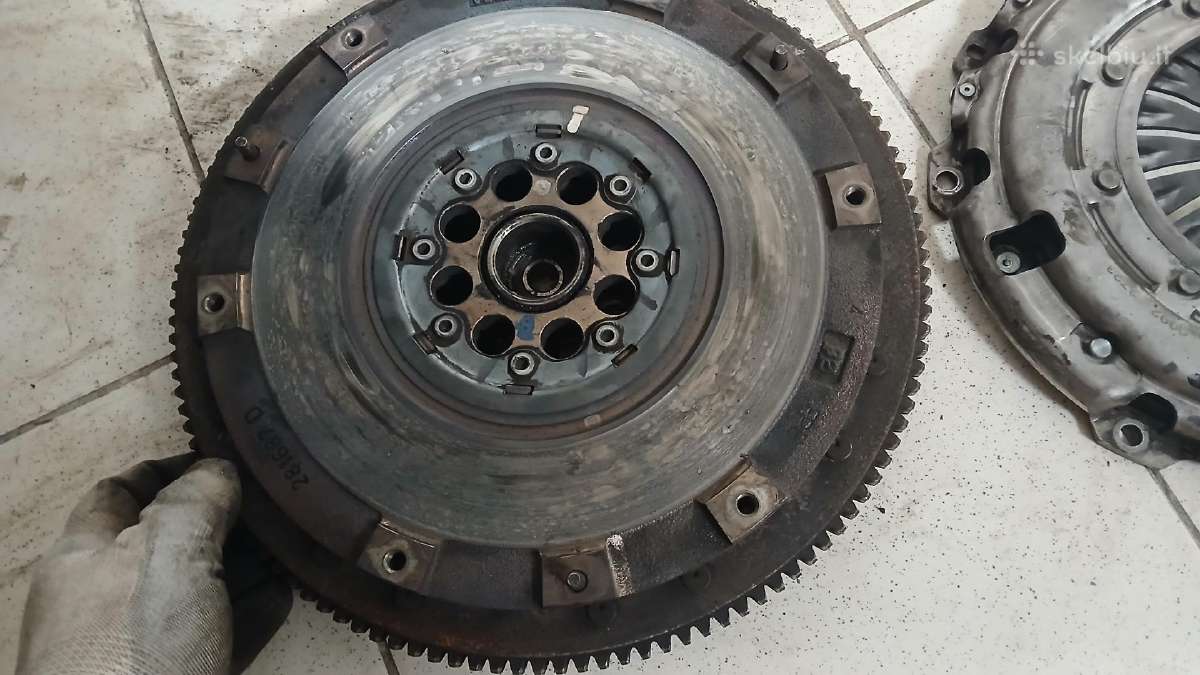 Subaru outback sankabos komplektas + smagratis - nuotraukos Nr. 13