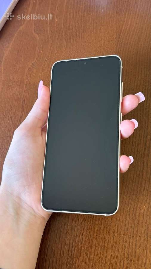 Samsung S23 8/256gb