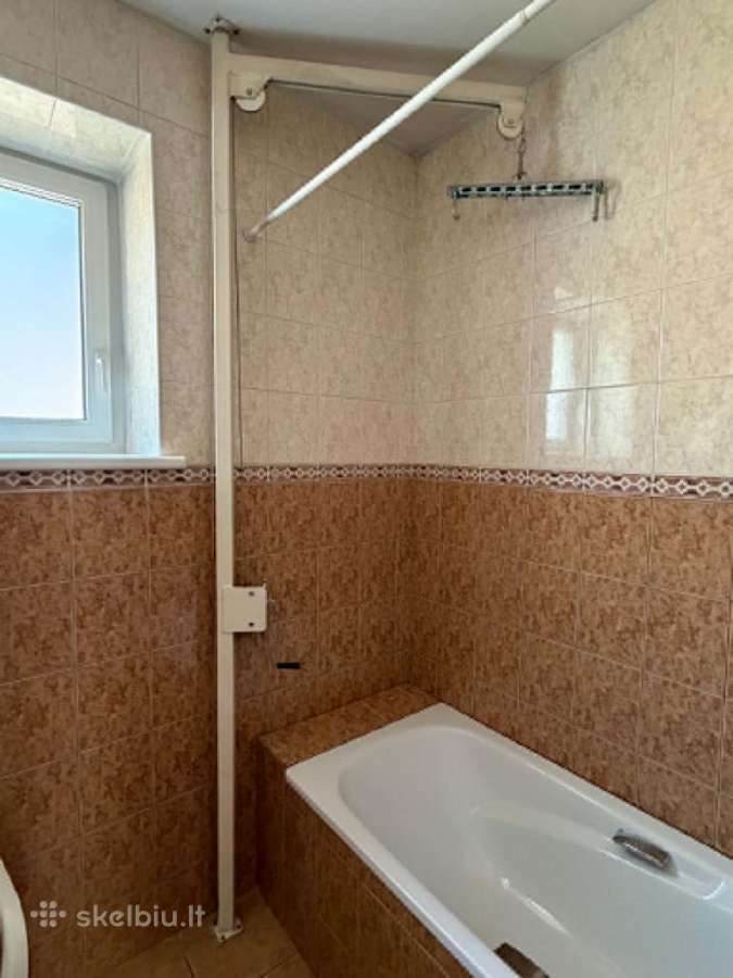 Neįgaliojo Keltuvas į vonią su Liko kėlimo diržu