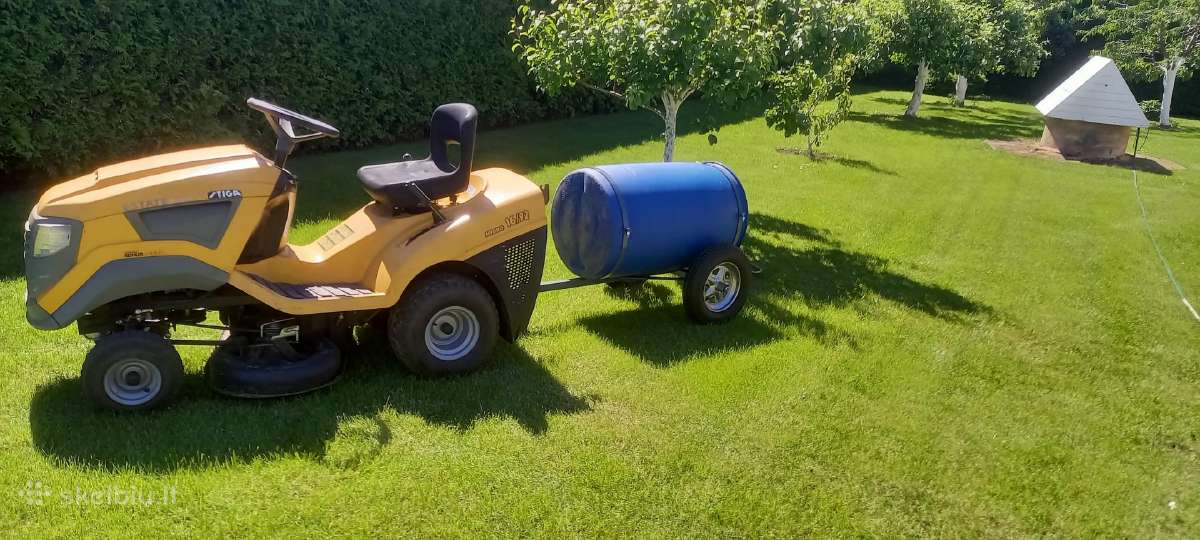 Vandens bačka 200l.ant ratų