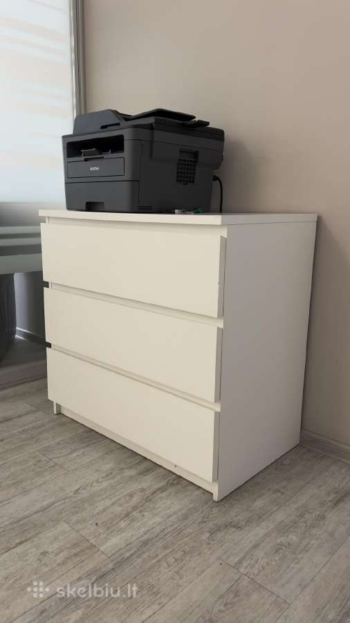 Parduodama komoda Malm iš Ikea