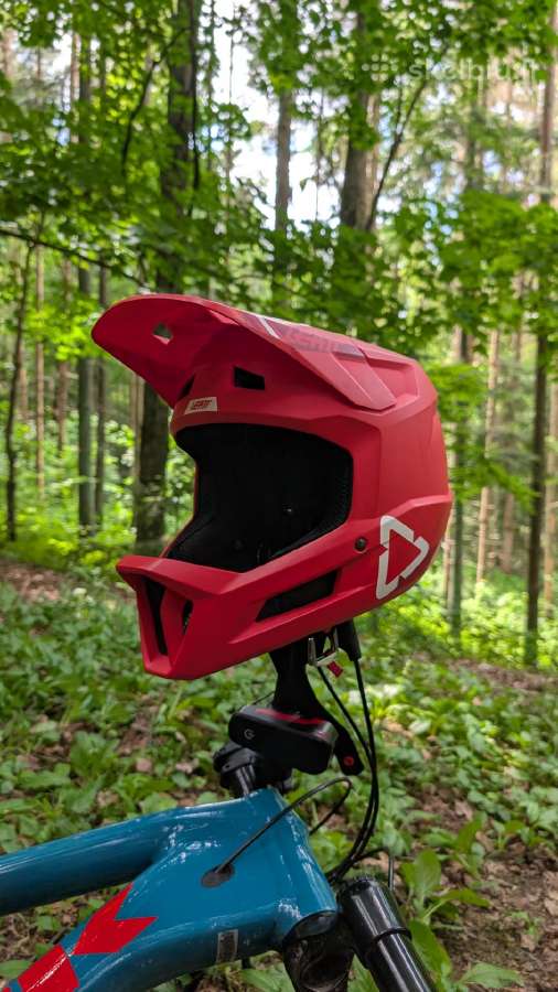 Leatt gravity 0.1 fullface šalmas