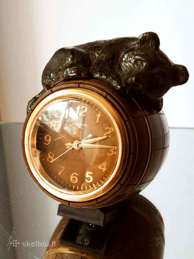 Retas vintage stalo laikrodis molnija Ччз.