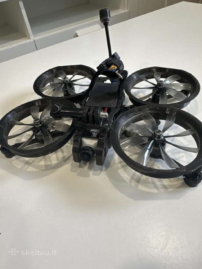 Parduodamas Shendrones Squirt V2 Fpv dronas