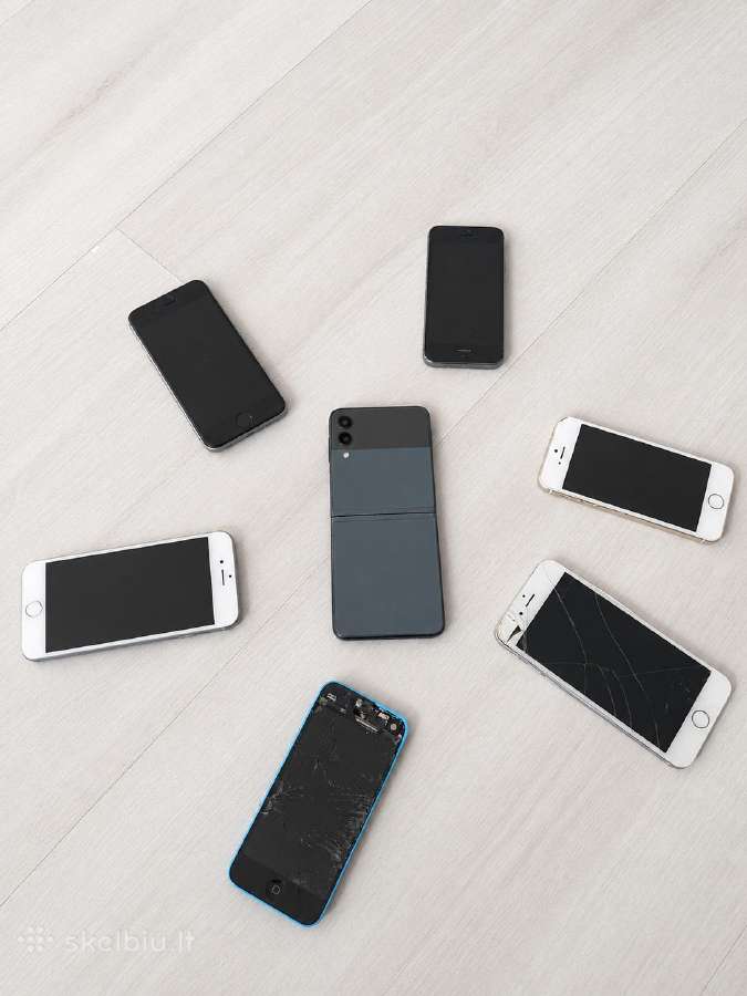 Parduodamas Z Flip 3 ir 6 Iphonai - nuotraukos Nr. 2