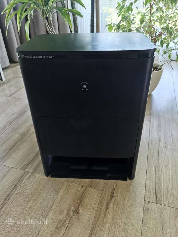 Ecovacs Omni stotelė