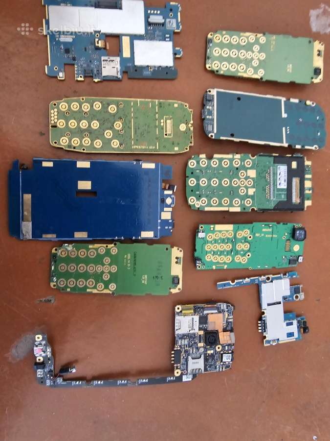 Telefonų plokštės po 1€