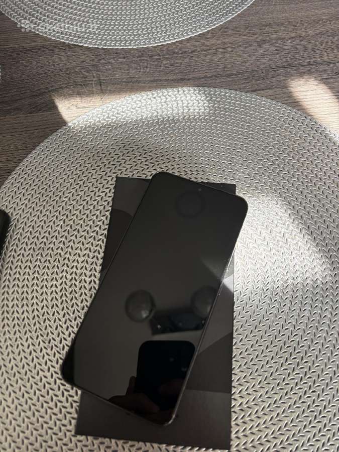 Parduodamas Samsung Galaxy S22+ 256gb