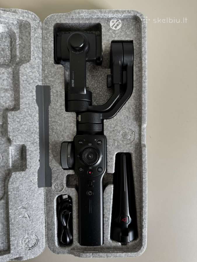 Zhiyun Smooth 4 telefono stabilizatorius