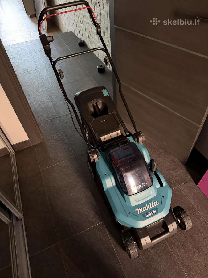 Akumuliatorinė vejapjovė Makita Dlm382