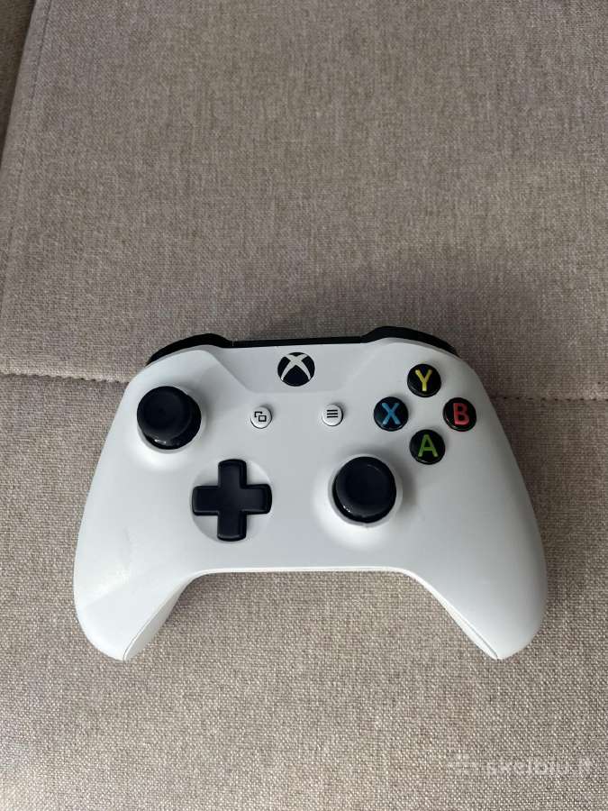 Xbox Series S Wireless Controller