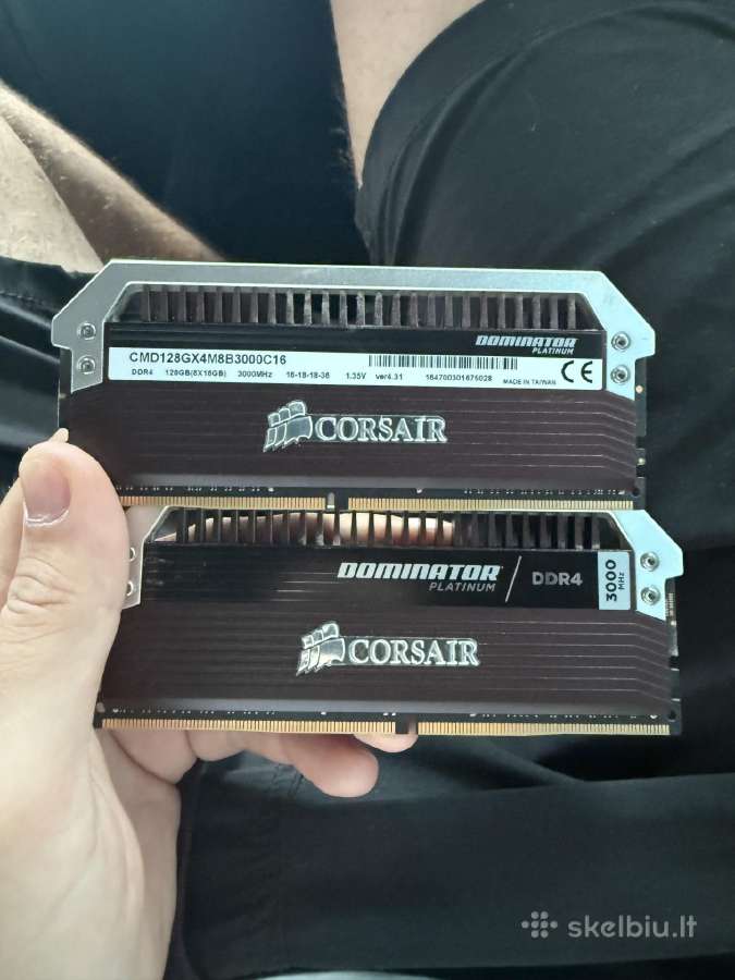 32gb RAM (16+16) Corsair Dominator Platinum