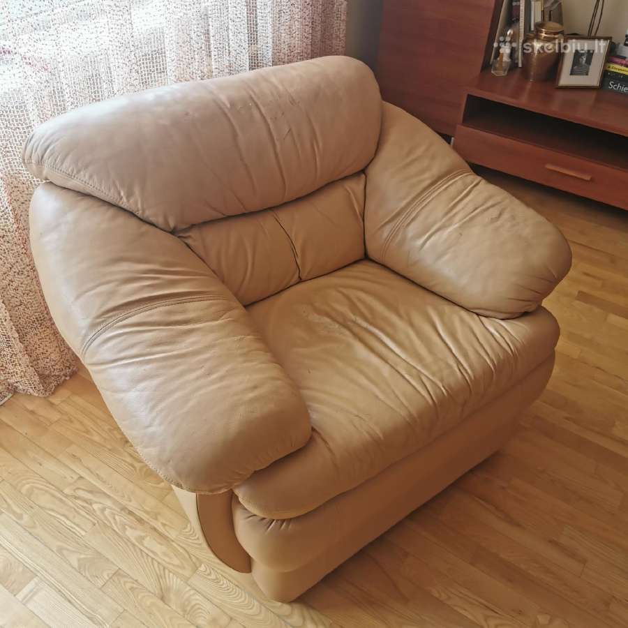 Natūralios odos baldų komplektas
