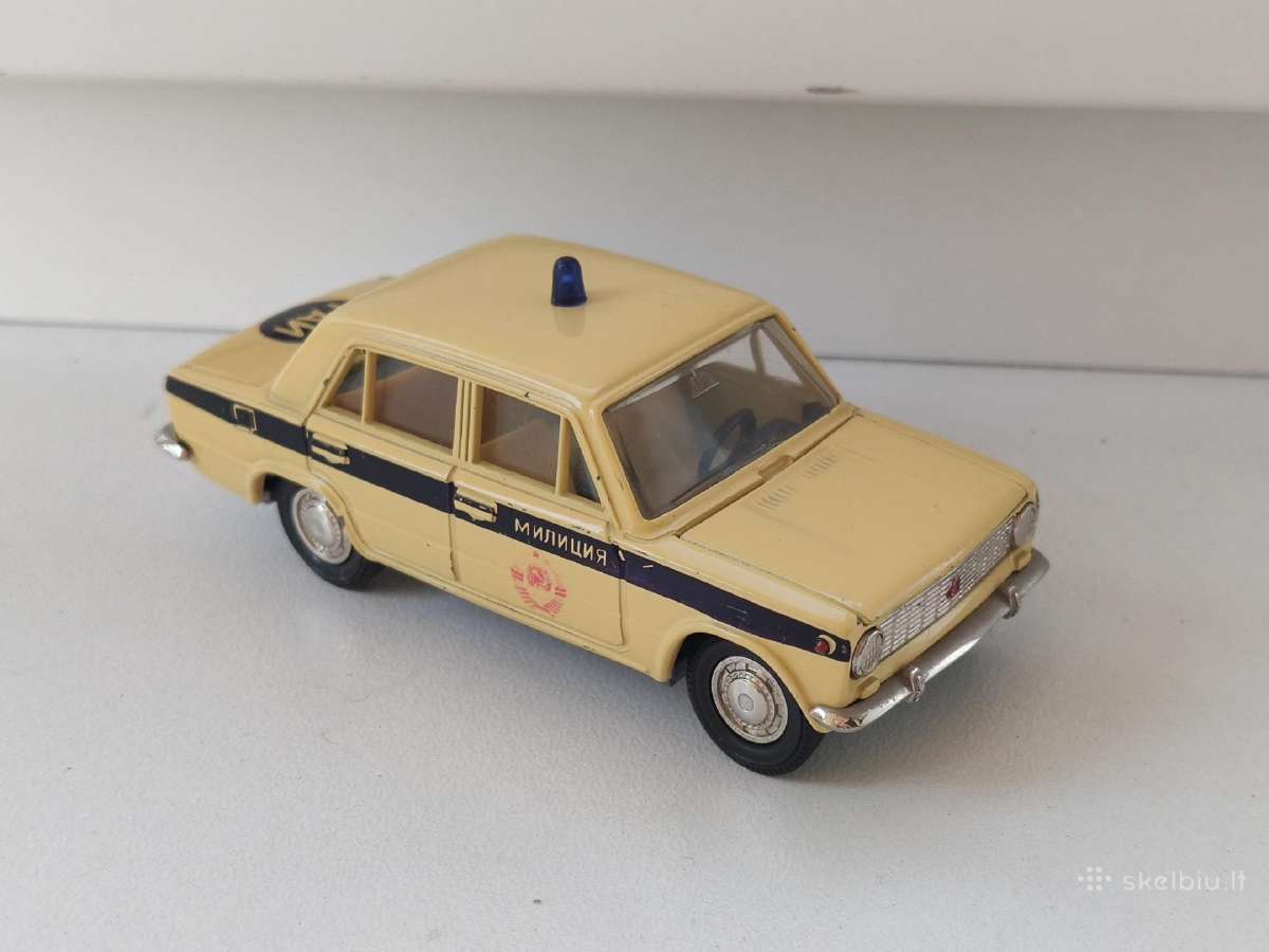 1:43 lada vaz 2101 milicija a17 ussr